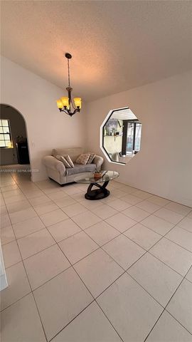 15705 SW 7th Pl, Sunrise, FL 33326