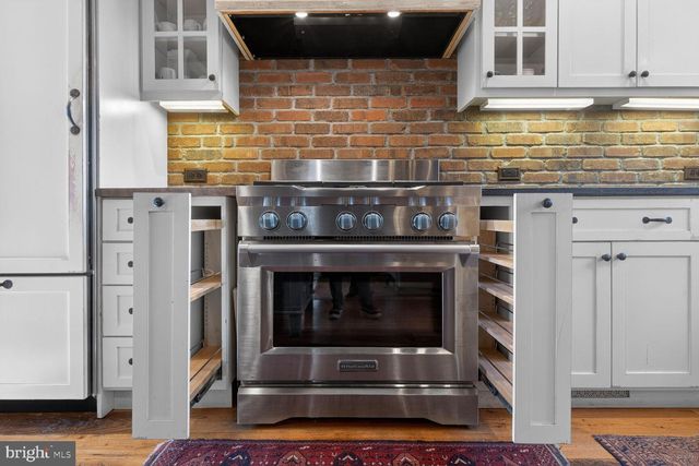 17651 RAVEN ROCKS RD, Bluemont, VA 20135