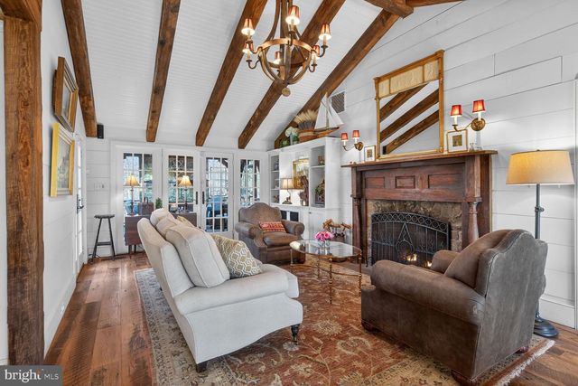 17651 RAVEN ROCKS RD, Bluemont, VA 20135