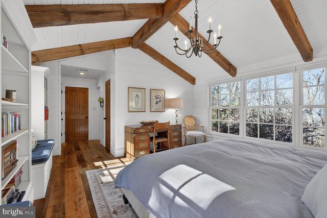 17651 RAVEN ROCKS RD, Bluemont, VA 20135