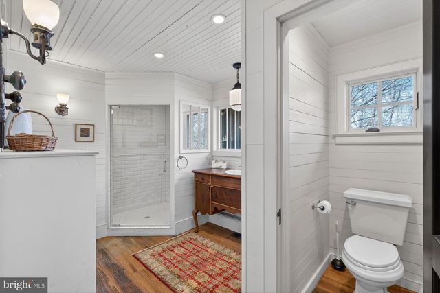 17651 RAVEN ROCKS RD, Bluemont, VA 20135