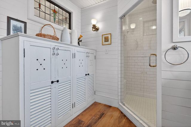 17651 RAVEN ROCKS RD, Bluemont, VA 20135