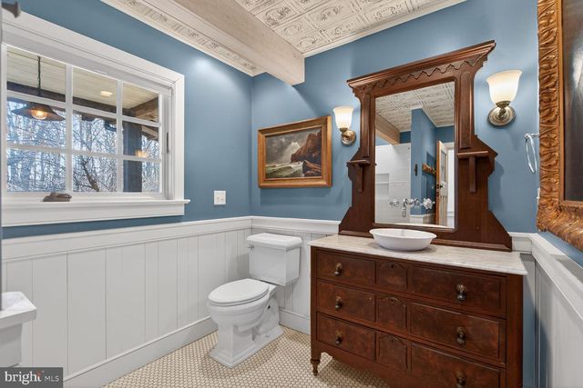 17651 RAVEN ROCKS RD, Bluemont, VA 20135