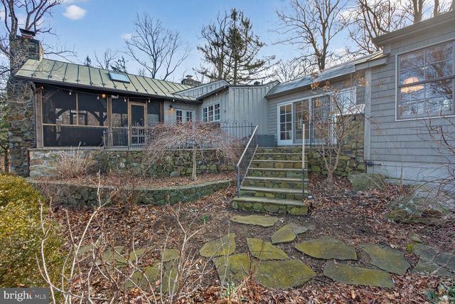17651 RAVEN ROCKS RD, Bluemont, VA 20135