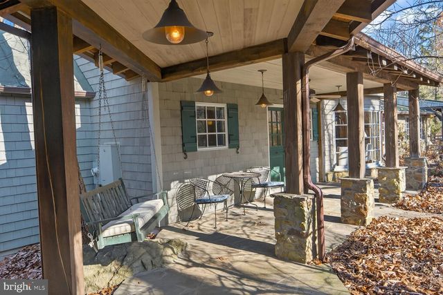 17651 RAVEN ROCKS RD, Bluemont, VA 20135