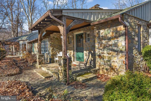 17651 RAVEN ROCKS RD, Bluemont, VA 20135