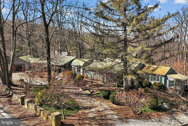 17651 RAVEN ROCKS RD, Bluemont, VA 20135