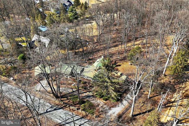 17651 RAVEN ROCKS RD, Bluemont, VA 20135