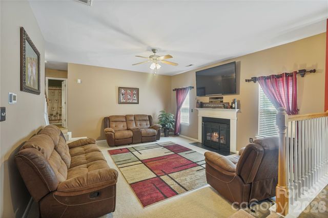 190 Almora Loop, Mooresville, NC 28115