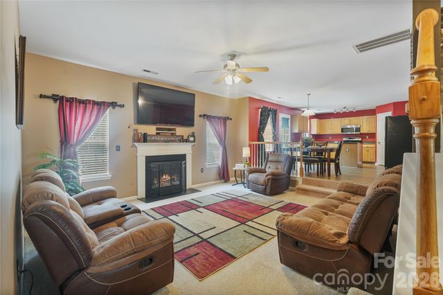 190 Almora Loop, Mooresville, NC 28115
