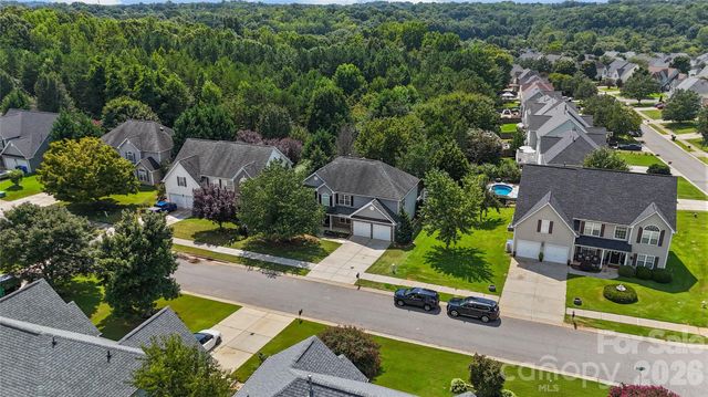 190 Almora Loop, Mooresville, NC 28115