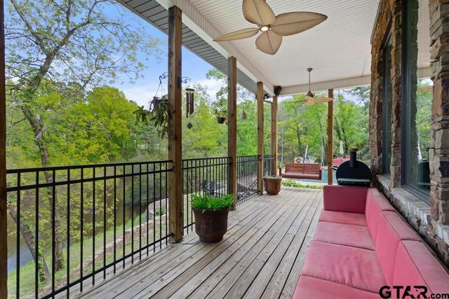 23677 Greenway Dr, Bullard, TX 75757