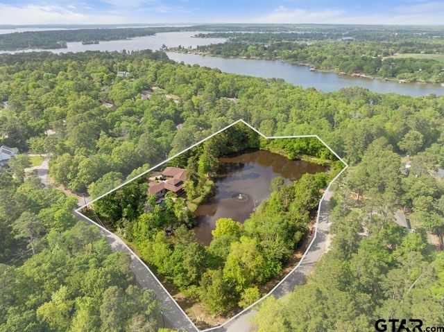 23677 Greenway Dr, Bullard, TX 75757