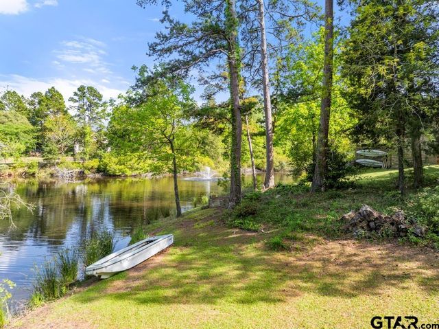 23677 Greenway Dr, Bullard, TX 75757