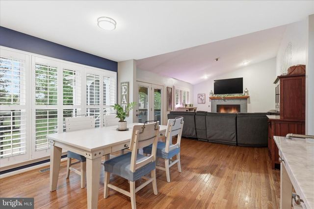 1498 POWELLS TAVERN PL, Herndon, VA 20170