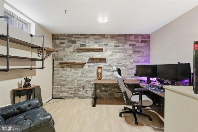 1498 POWELLS TAVERN PL, Herndon, VA 20170