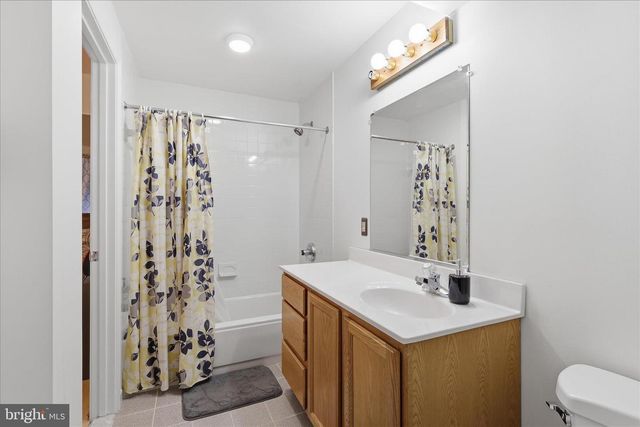 1498 POWELLS TAVERN PL, Herndon, VA 20170