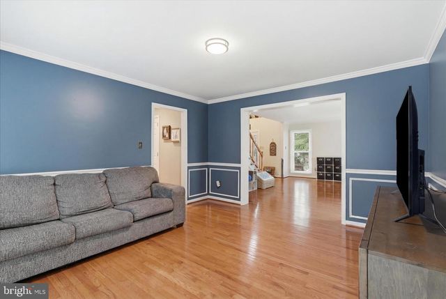 1498 POWELLS TAVERN PL, Herndon, VA 20170
