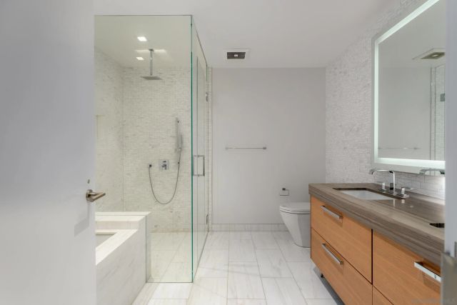 888 W E Street 3105, San Diego, CA 92101