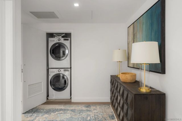 888 W E Street 3105, San Diego, CA 92101