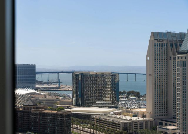 888 W E Street 3105, San Diego, CA 92101