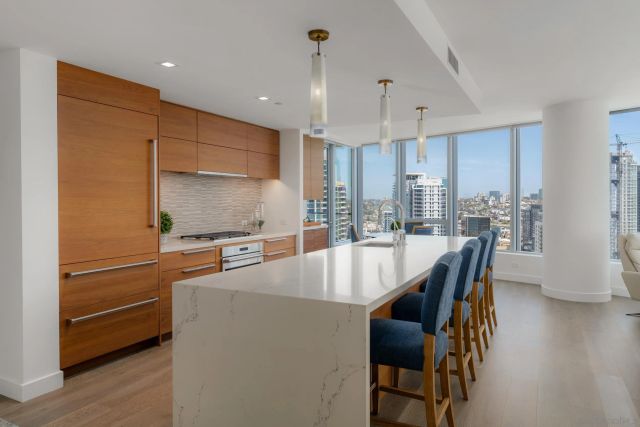 888 W E Street 3105, San Diego, CA 92101