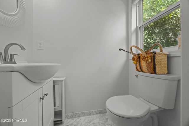 1625 S Shore Drive, Surf City, NC 28445