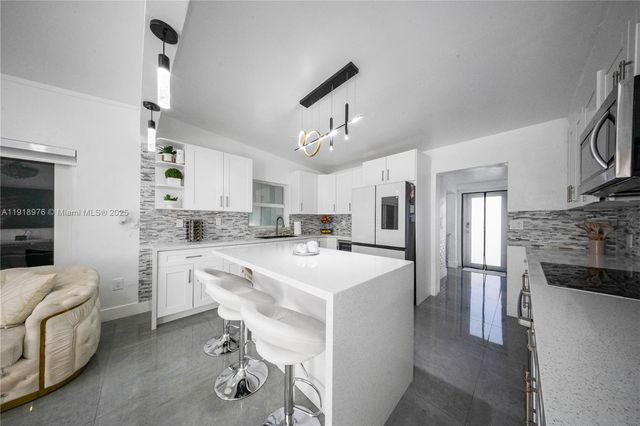 14465 SW 288th St, Homestead, FL 33033