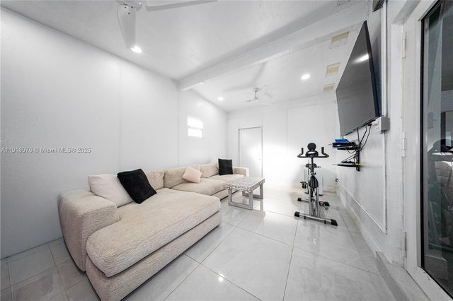 14465 SW 288th St, Homestead, FL 33033