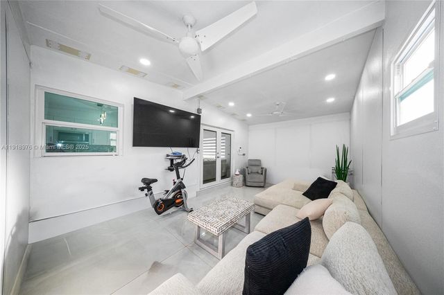 14465 SW 288th St, Homestead, FL 33033