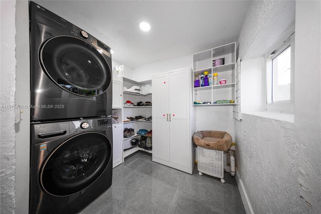 14465 SW 288th St, Homestead, FL 33033