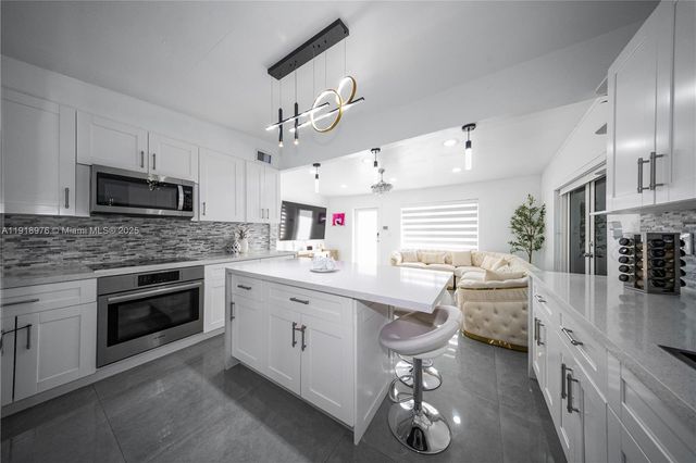 14465 SW 288th St, Homestead, FL 33033