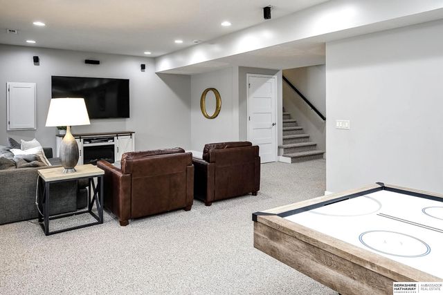 20002 Marcy Street, Omaha, NE 68022