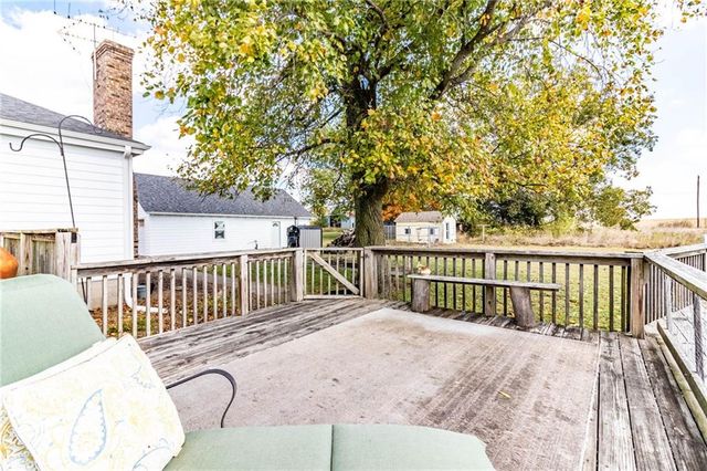 10368 NW O Highway, Blairstown, MO 64726