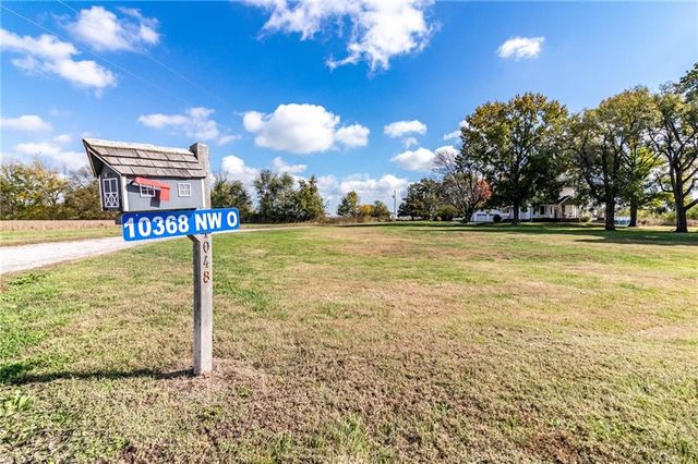 10368 NW O Highway, Blairstown, MO 64726