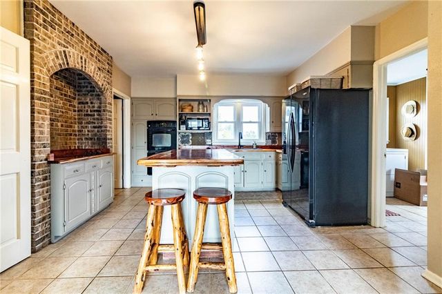 10368 NW O Highway, Blairstown, MO 64726