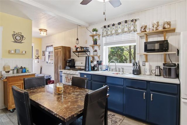 609 Morningside Drive, Eau Claire, WI 54703