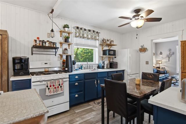 609 Morningside Drive, Eau Claire, WI 54703