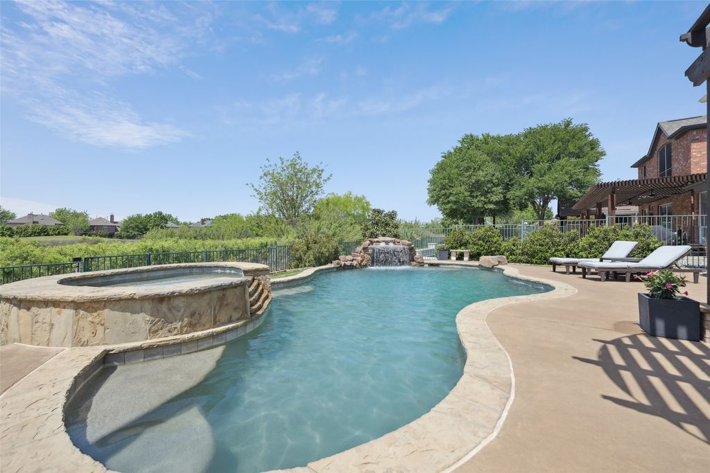 11281 Balcones Drive, Frisco, TX 75033