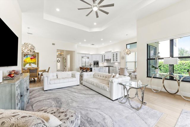 8986 Little Falls Way, Delray Beach, FL 33446