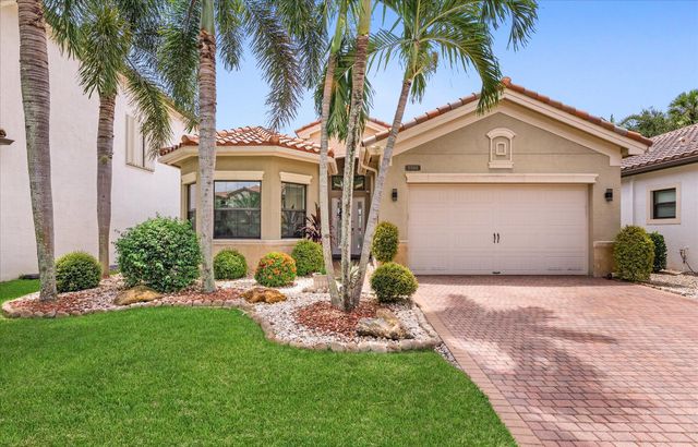 8986 Little Falls Way, Delray Beach, FL 33446