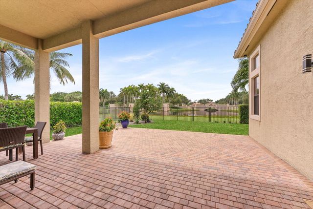 8986 Little Falls Way, Delray Beach, FL 33446