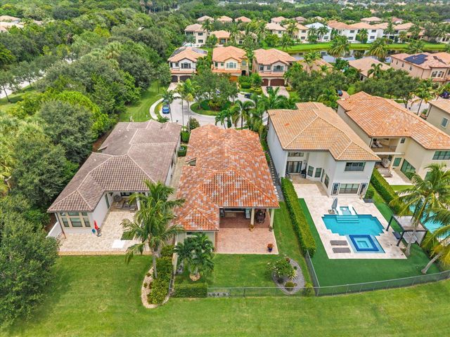 8986 Little Falls Way, Delray Beach, FL 33446