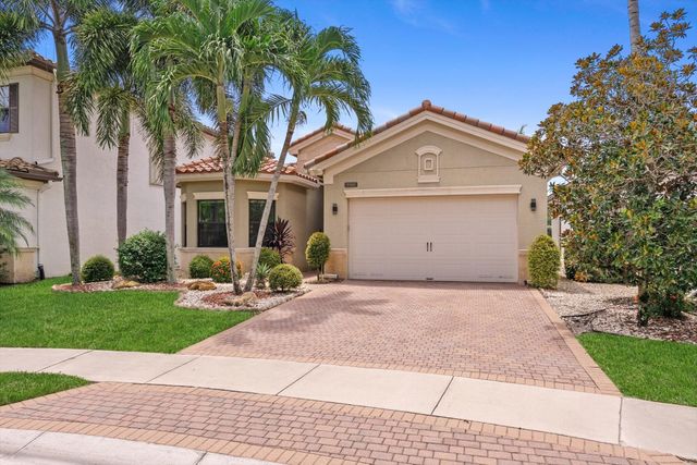 8986 Little Falls Way, Delray Beach, FL 33446