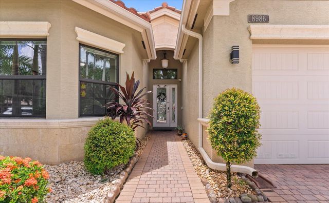8986 Little Falls Way, Delray Beach, FL 33446