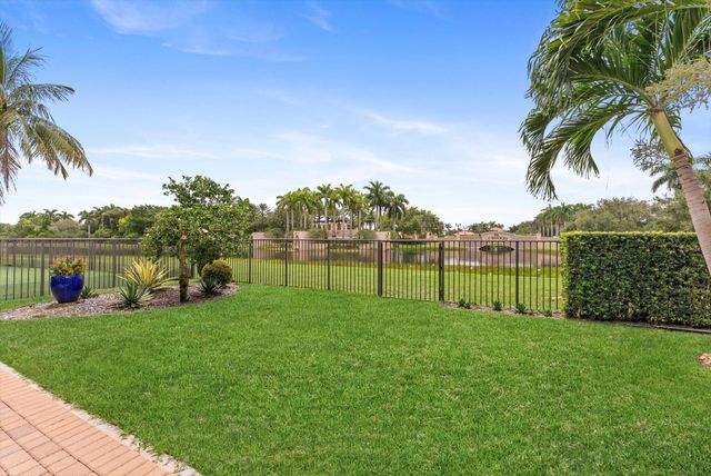 8986 Little Falls Way, Delray Beach, FL 33446