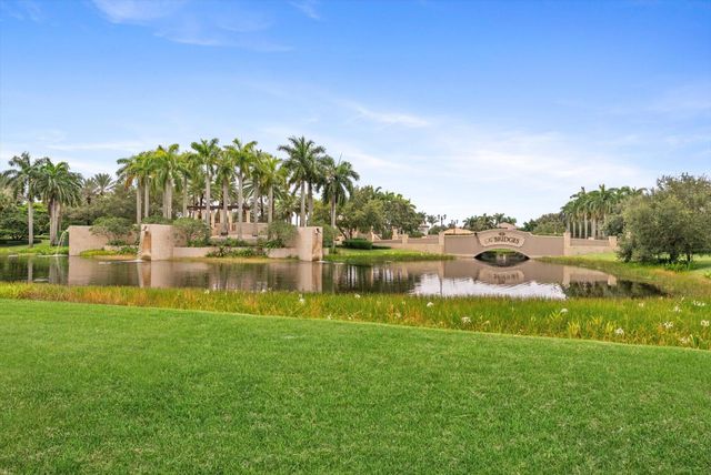 8986 Little Falls Way, Delray Beach, FL 33446