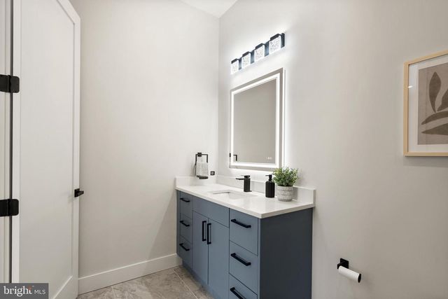 5524 SUMMIT ST, Centreville, VA 20120