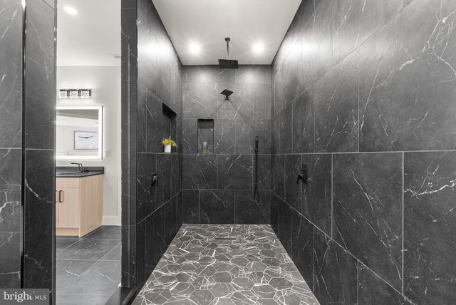 5524 SUMMIT ST, Centreville, VA 20120