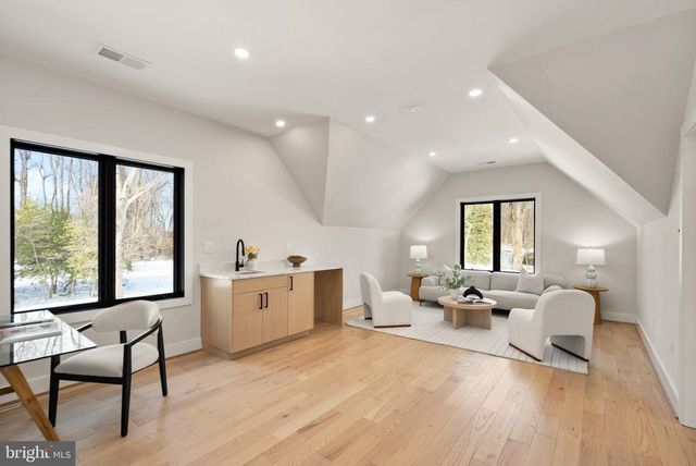 5524 SUMMIT ST, Centreville, VA 20120